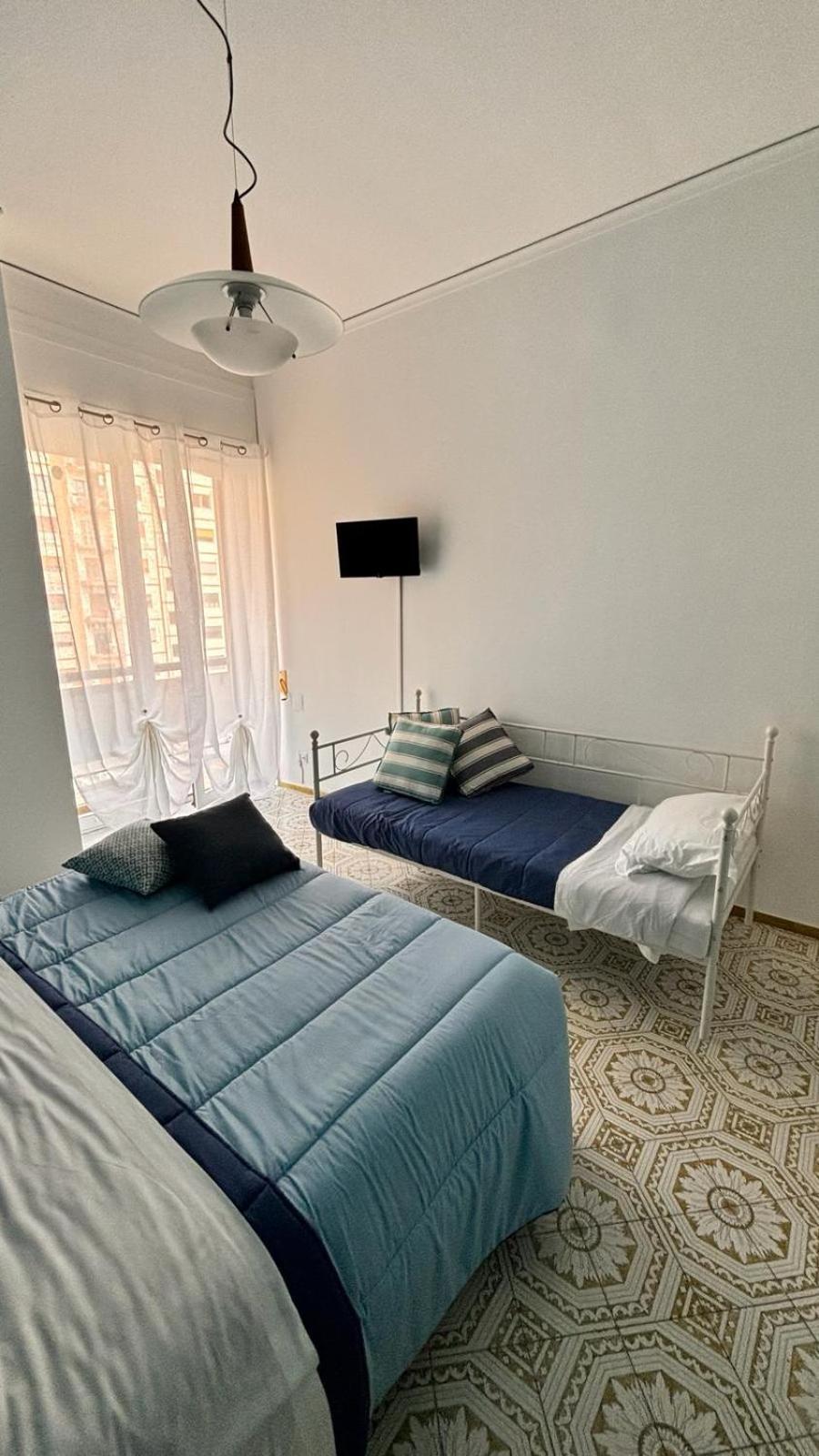 סלרנו Reginella Guest House מראה חיצוני תמונה