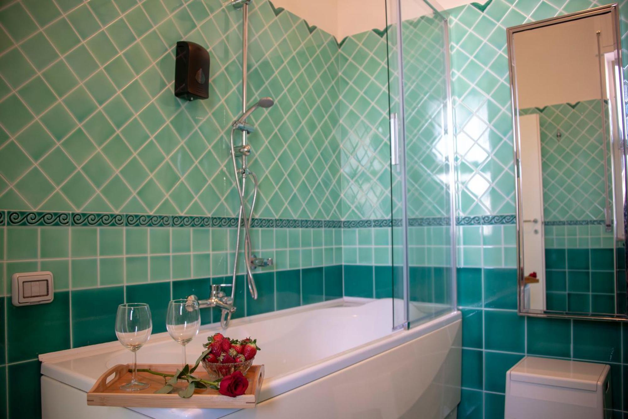 סלרנו Reginella Guest House מראה חיצוני תמונה